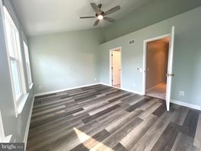 47616 Watkins Island Square, Sterling VA 20165