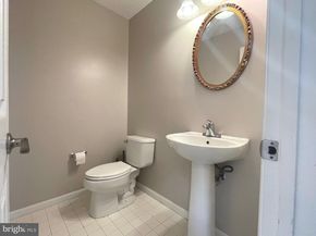 47616 Watkins Island Square, Sterling VA 20165