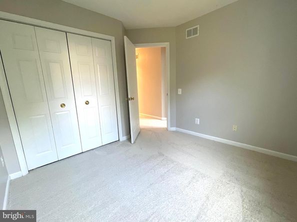 47616 Watkins Island Square, Sterling VA 20165