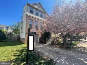 47616 Watkins Island Square, Sterling VA 20165