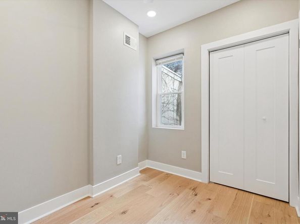 1155 S Cleveland Street, Philadelphia PA 19146