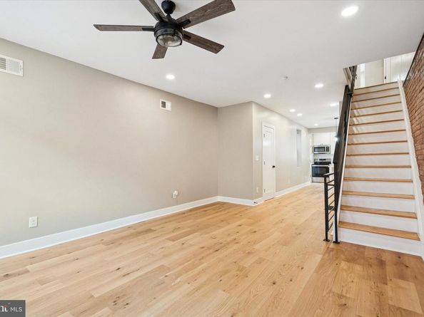 1155 S Cleveland Street, Philadelphia PA 19146