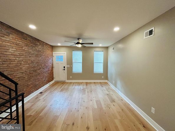 1155 S Cleveland Street, Philadelphia PA 19146