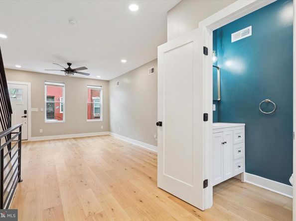 1155 S Cleveland Street, Philadelphia PA 19146