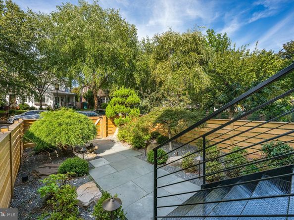 3728 R Street NW, Washington DC 20007