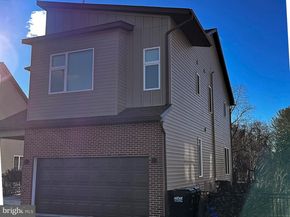 7354 Ridge Avenue 32, Philadelphia PA 19128