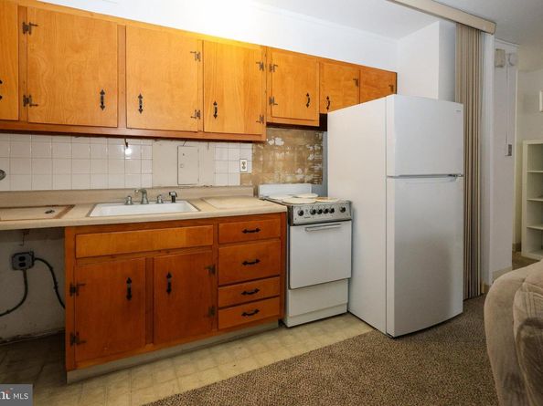 1900 John F Kennedy Boulevard 1723, Philadelphia PA 19103