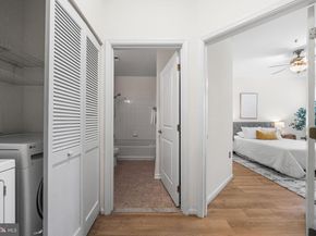 2665 Prosperity Avenue 231, Fairfax VA 22031