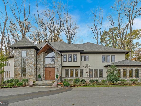 1700 Brookside Lane, Vienna VA 22182