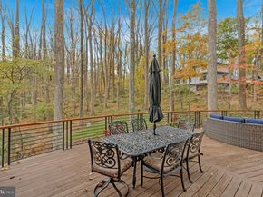 1700 Brookside Lane, Vienna VA 22182