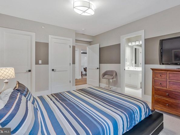 1700 Brookside Lane, Vienna VA 22182