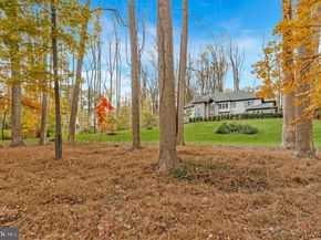 1700 Brookside Lane, Vienna VA 22182