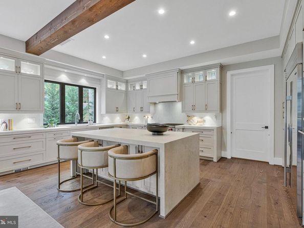 1700 Brookside Lane, Vienna VA 22182