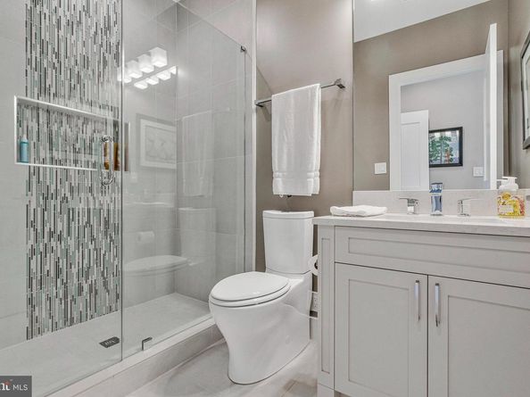 1700 Brookside Lane, Vienna VA 22182