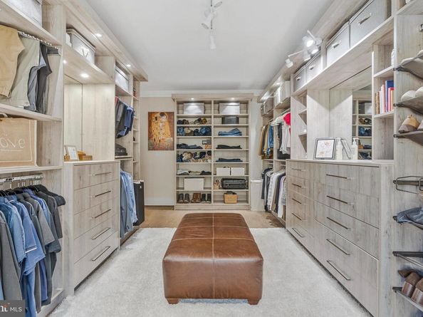 1700 Brookside Lane, Vienna VA 22182