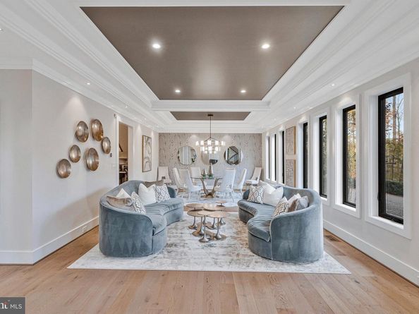 1700 Brookside Lane, Vienna VA 22182