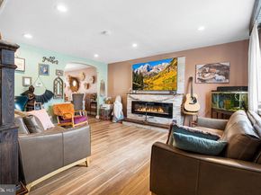 6607 Gillespie Street, Philadelphia PA 19135