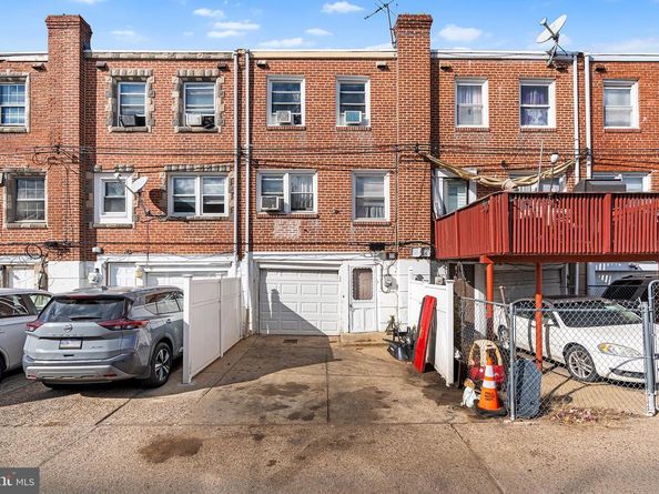 6607 Gillespie Street, Philadelphia PA 19135