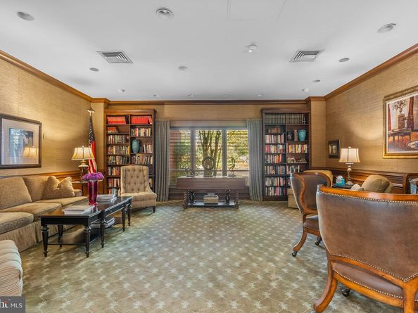 101 Cheswold Lane 2F, Haverford PA 19041