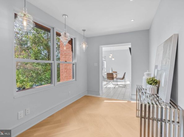 101 Cheswold Lane 2F, Haverford PA 19041