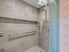 101 Cheswold Lane 2F, Haverford PA 19041