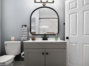 1810 Stanwood Street, Philadelphia PA 19152