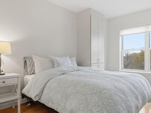 9707 Old Georgetown Road 2411, Bethesda MD 20814