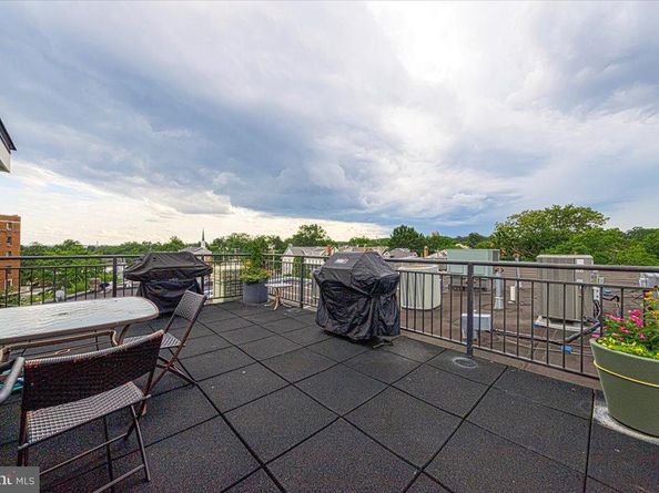 1352 Longfellow Street NW 302, Washington DC 20011