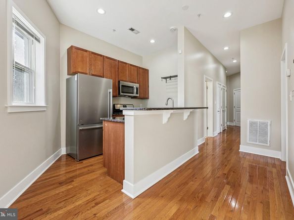 1352 Longfellow Street NW 302, Washington DC 20011