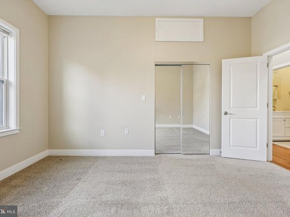 1352 Longfellow Street NW 302, Washington DC 20011