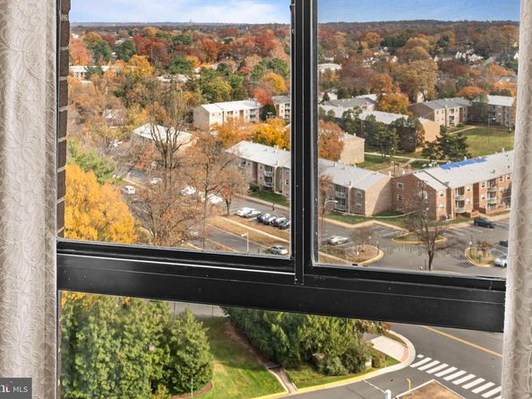 1800 Old Meadow Road 1412, Mclean VA 22102