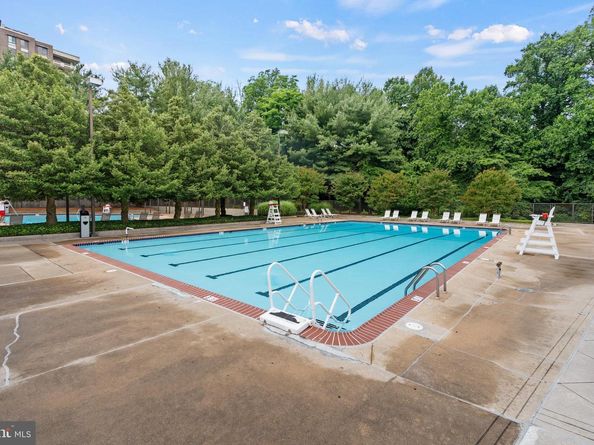 1800 Old Meadow Road 1412, Mclean VA 22102