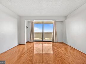 1800 Old Meadow Road 1412, Mclean VA 22102