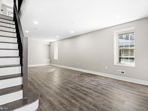 449 Delmar Street, Philadelphia PA 19128