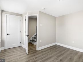 449 Delmar Street, Philadelphia PA 19128