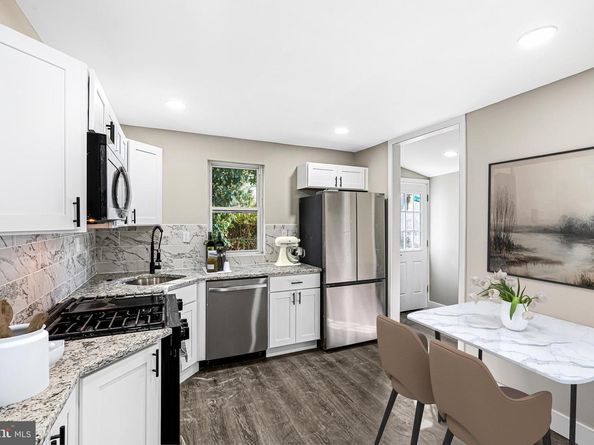 449 Delmar Street, Philadelphia PA 19128