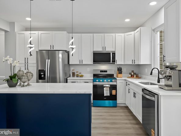 13133 Park Crescent Circle, Herndon VA 20171