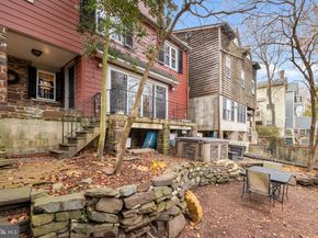 58 W Mechanic Street, New Hope PA 18938