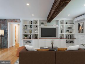 58 W Mechanic Street, New Hope PA 18938