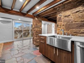 58 W Mechanic Street, New Hope PA 18938