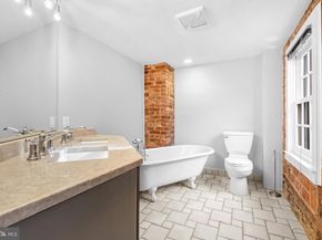 58 W Mechanic Street, New Hope PA 18938