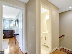 4123 S Four Mile Run Drive B, Arlington VA 22204