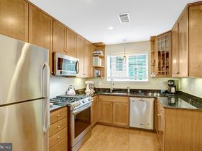 4123 S Four Mile Run Drive B, Arlington VA 22204