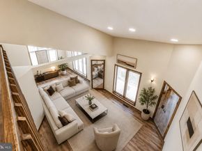 468 Long Lane, Huntingdon Valley PA 19006