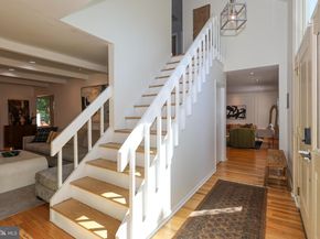 206 Drakes Drum Drive, Bryn Mawr PA 19010