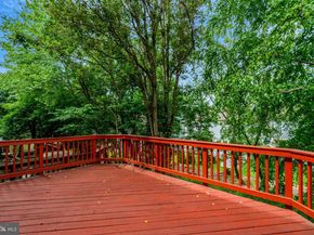 2916 Mainstone Drive, Fairfax VA 22031