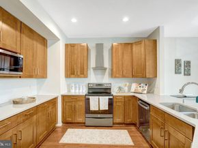 2916 Mainstone Drive, Fairfax VA 22031