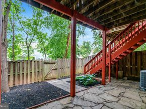 2916 Mainstone Drive, Fairfax VA 22031