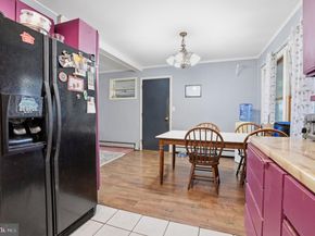 2 Quay Road, Levittown PA 19057