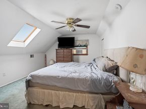 2 Quay Road, Levittown PA 19057